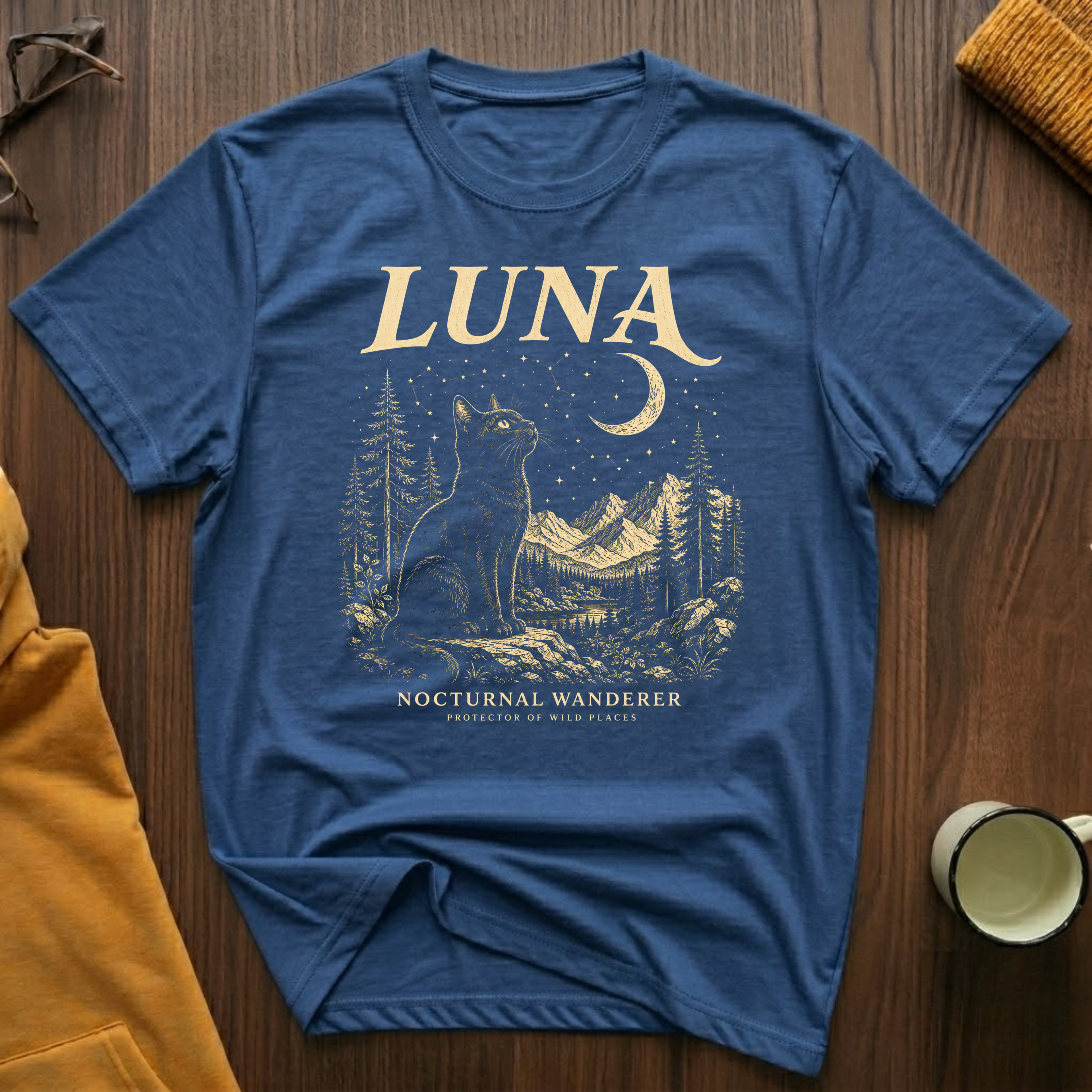 Luna T-Shirt